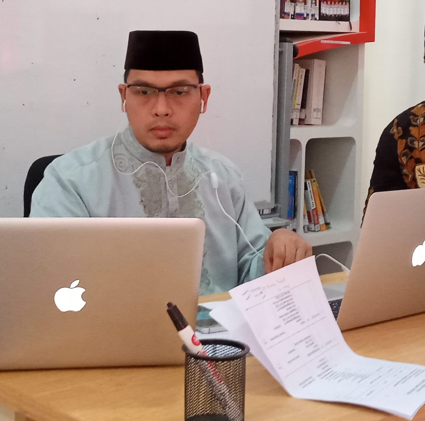 Adang Iskandar