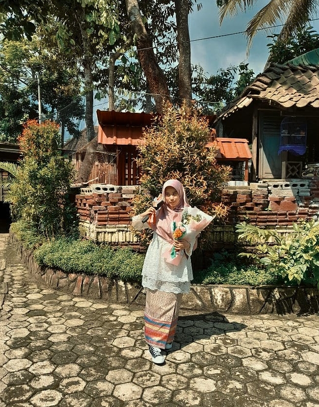 Rossalia Firda Safira