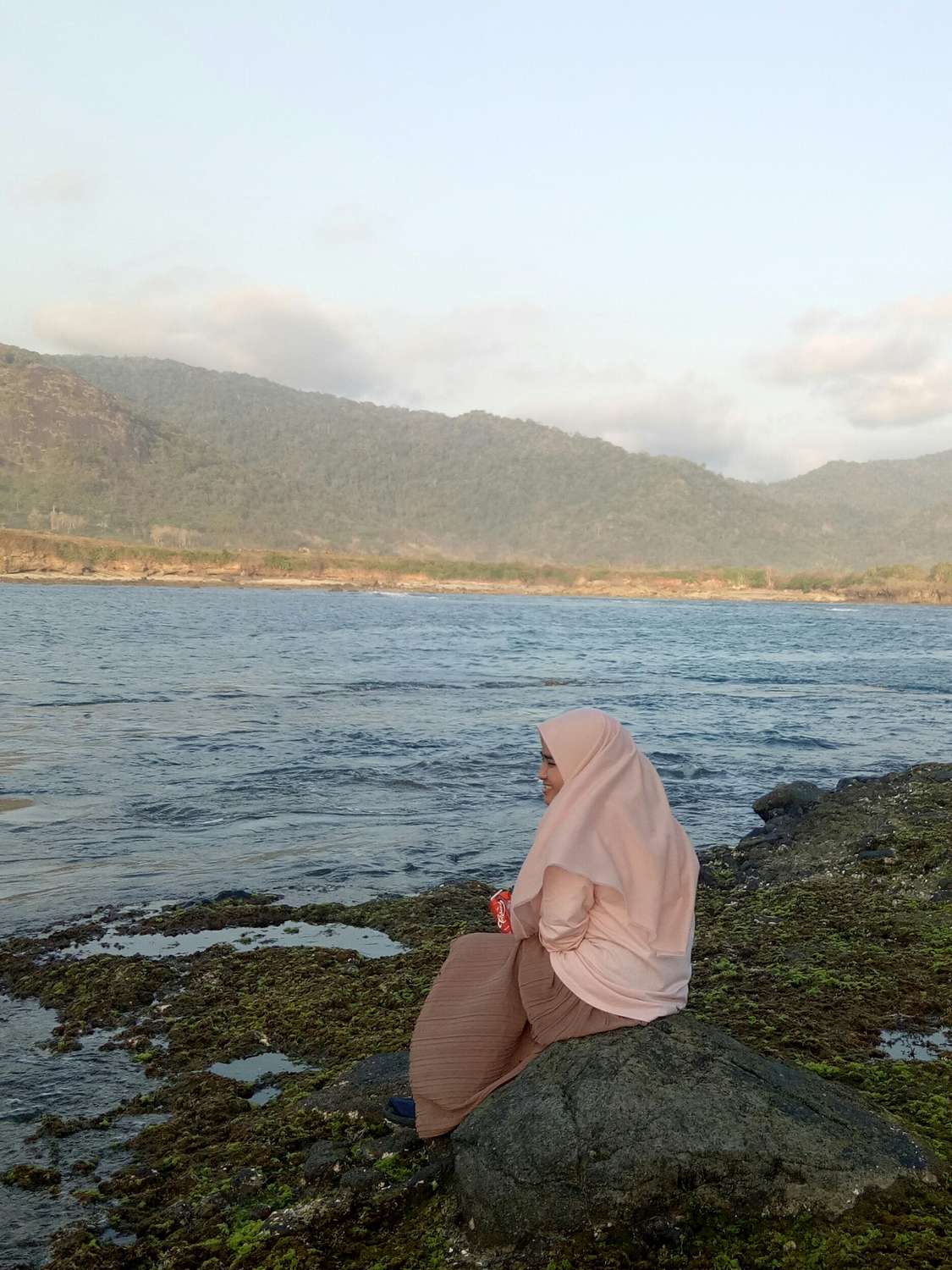 Annisa Farhiah Wahdah Hamid